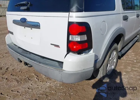 2006 Ford Explorer Xlt из США, поврежденный, VIN 1FMEU63E86UA55555
